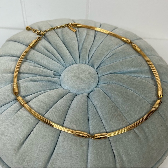 Vintage Signed Monet Gold Plated Tube Collar Necklace Classic - Picture 5 of 12